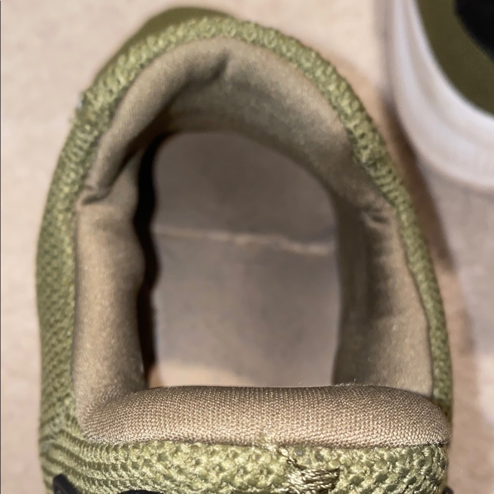 Adidas Green and Blue Sneakers with Streamlined Design - Picture 5 of 5
